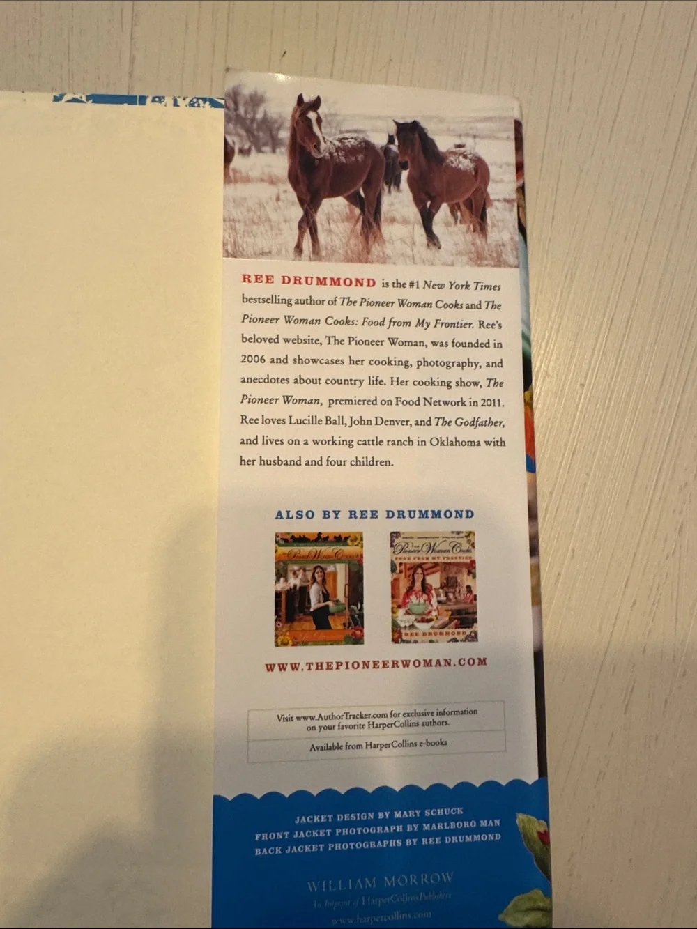 The Pioneer Woman Cooks A Year of Holidays Cookbook
